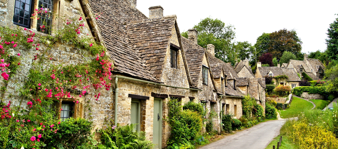 8 of the top places to live in the UK Charlton House